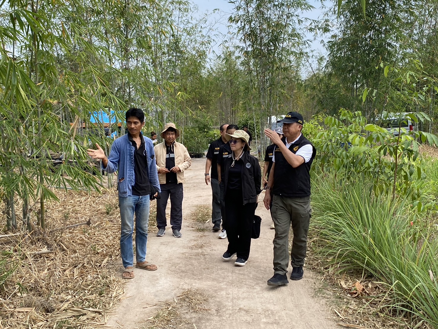 title - หัวหน้าผู้ตรวจราชการ ส.ป.ก. (เขต 3,15 และ 16) ประชุมตรวจติดตามความก้าวหน้าการดำเนินงานตามแผนงานตรวจราชการ ประจําปีงบประมาณ 2569 รอบที่ 1 ณ จังหวัดสุพรรณบุรี